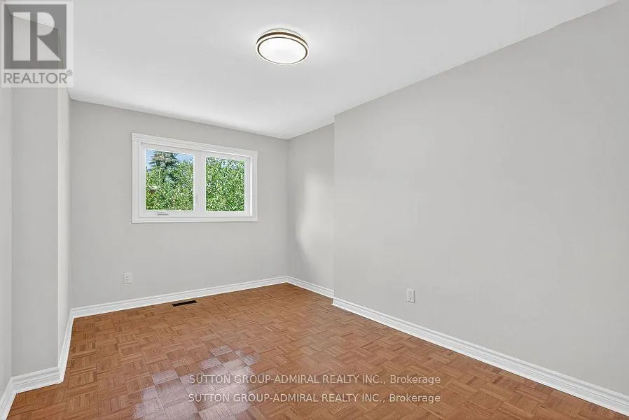 43 KEREMEOS CRESCENT