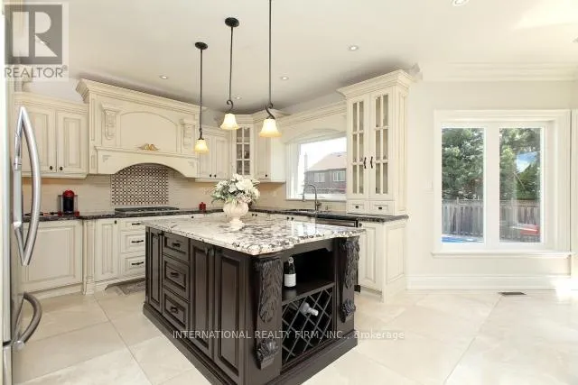 7 ELDERWOOD DRIVE