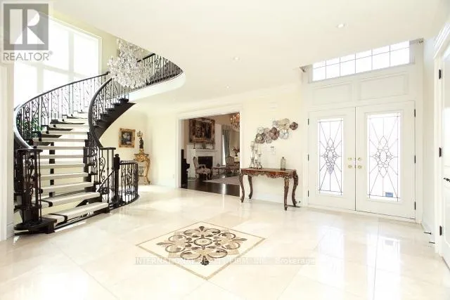 7 ELDERWOOD DRIVE