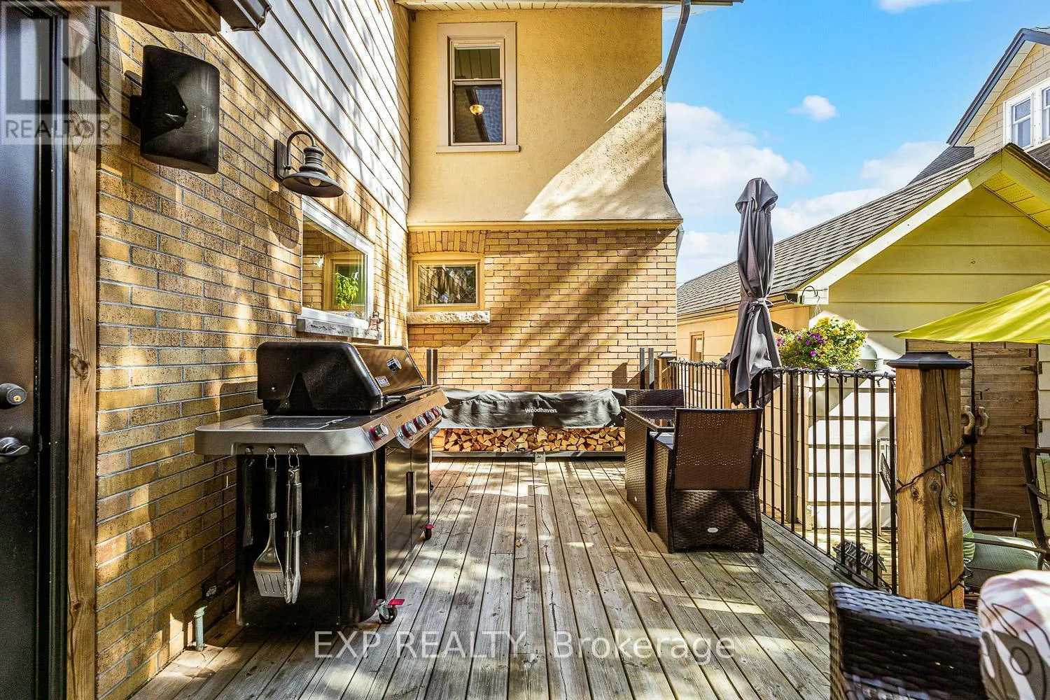 208 LORNE AVENUE