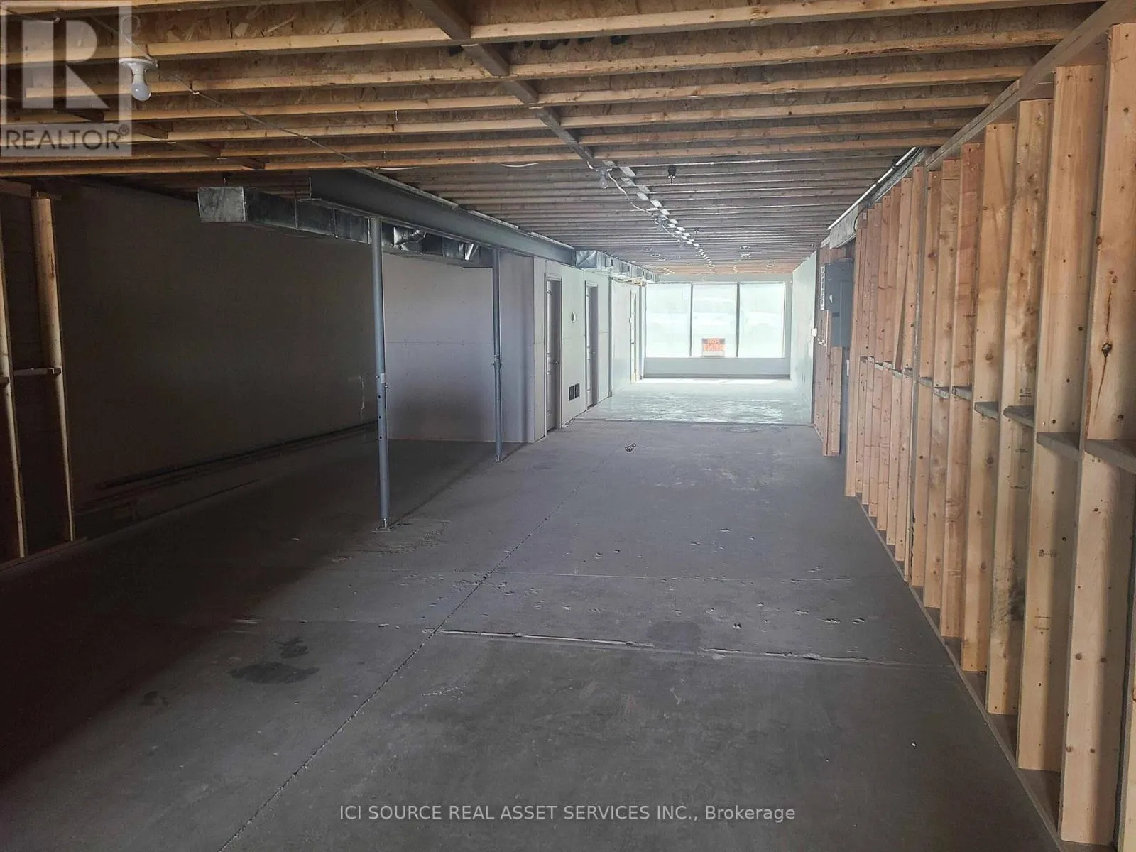 12 - 410 CHRISLEA ROAD