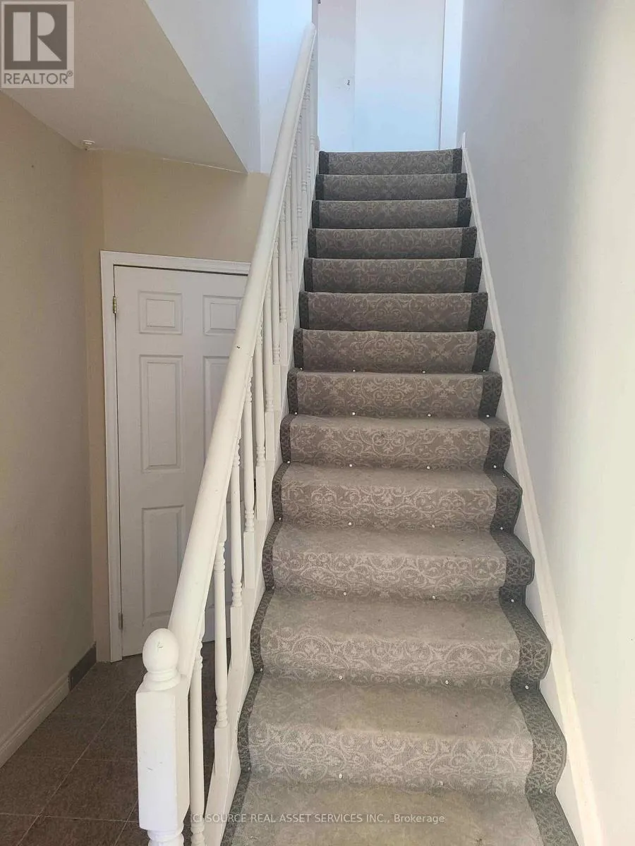 12 - 410 CHRISLEA ROAD