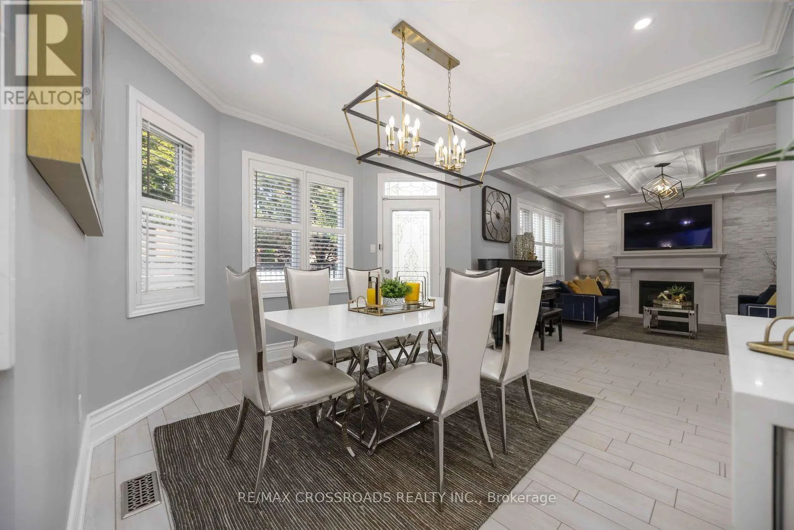 50 GRANDLEA CRESCENT