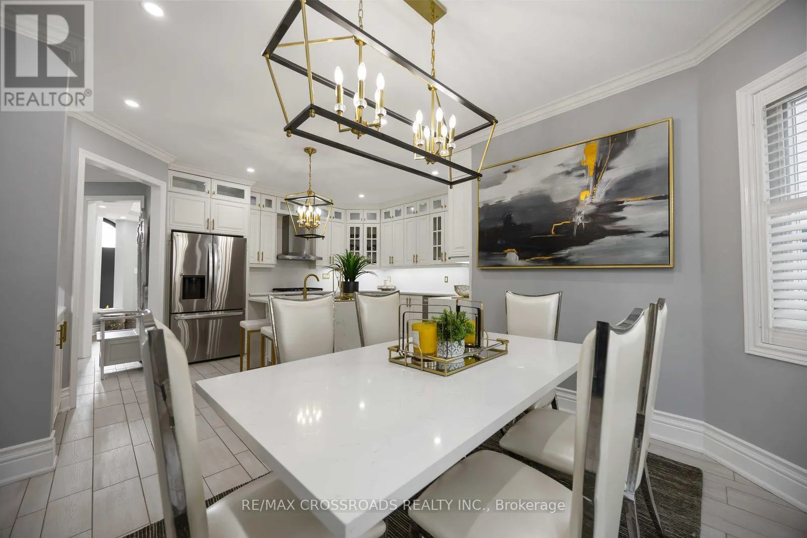 50 GRANDLEA CRESCENT