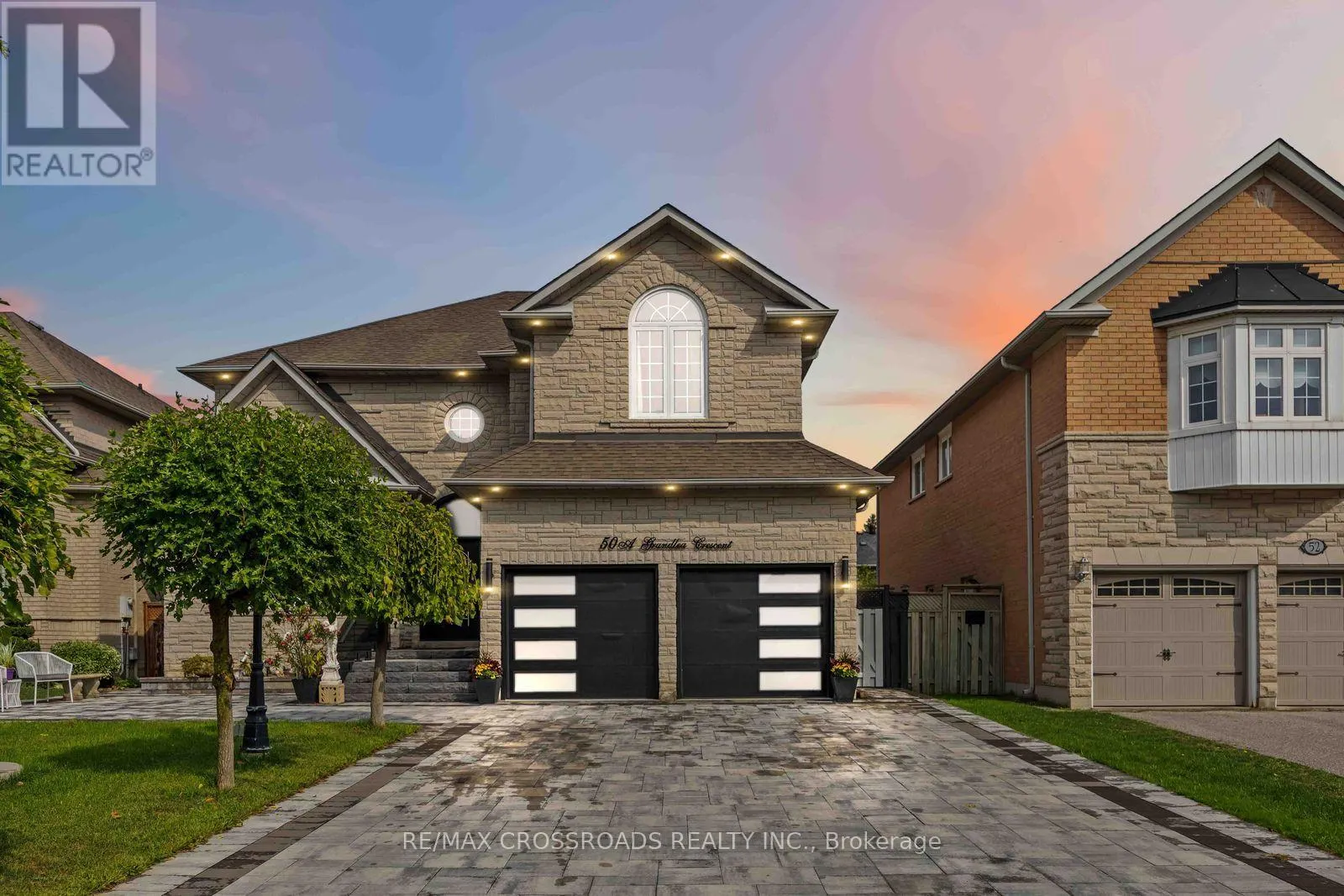50 GRANDLEA CRESCENT