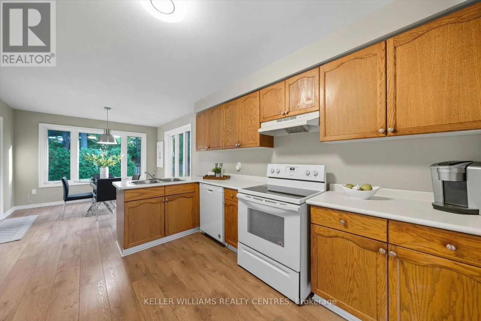 21 VALENTINI AVENUE