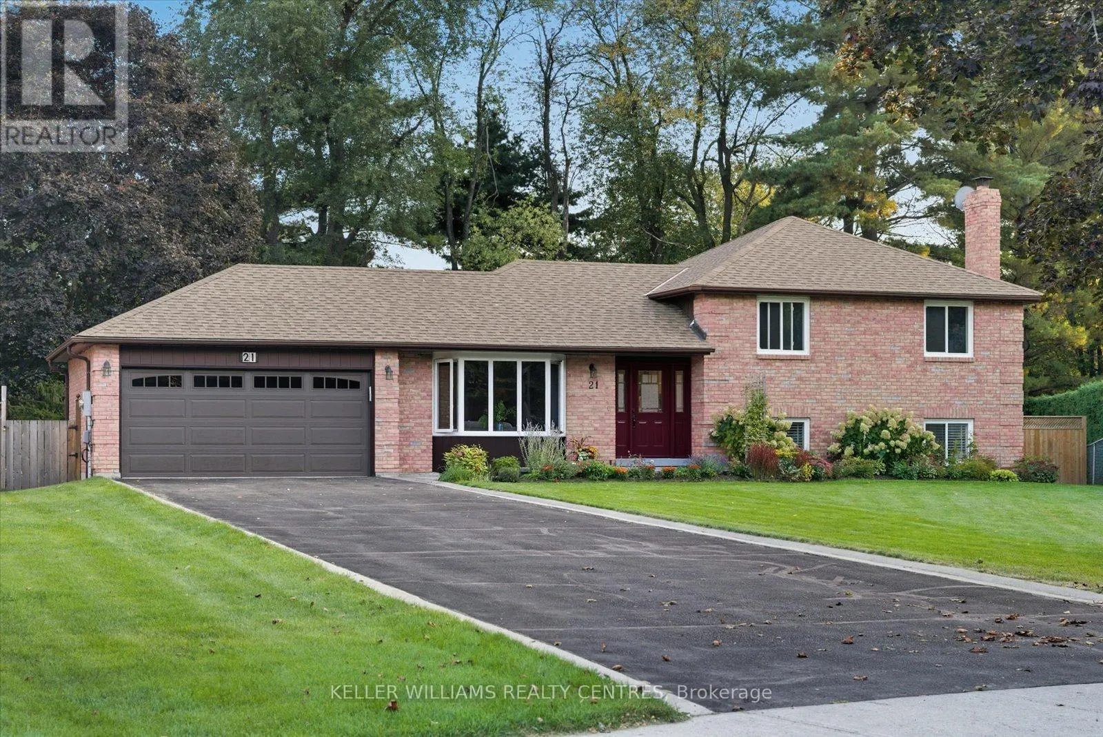 21 VALENTINI AVENUE