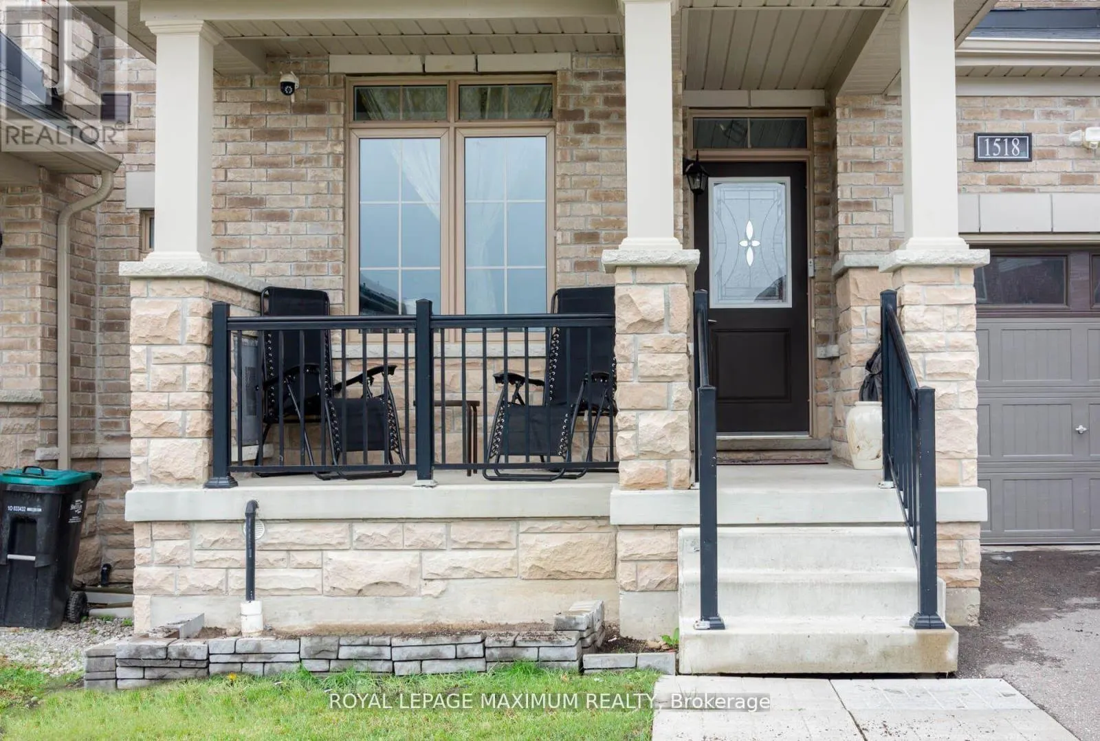 1518 FARROW CRESCENT