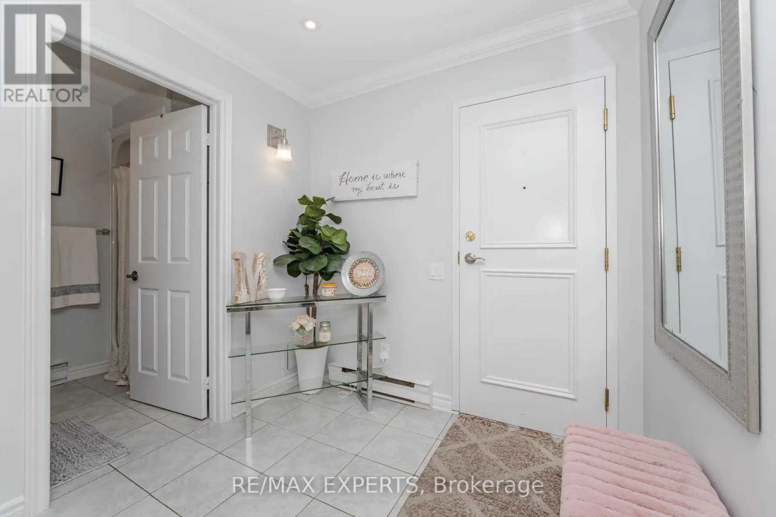 22 - 77 MILL STREET E