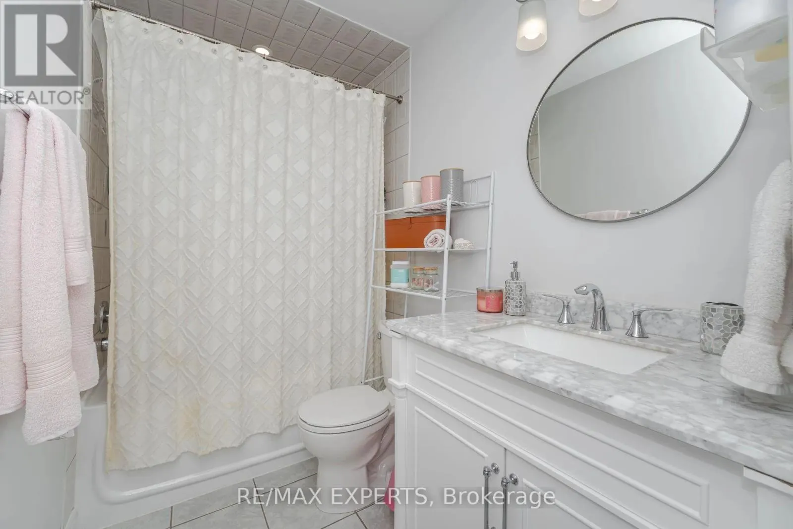 22 - 77 MILL STREET E