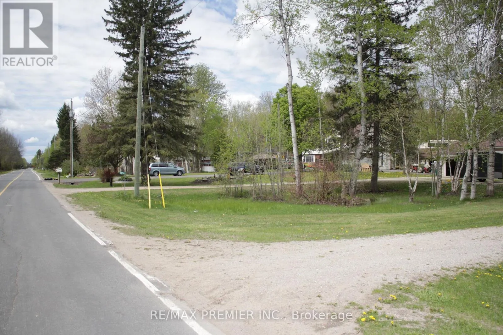 5258 30TH SIDE ROAD