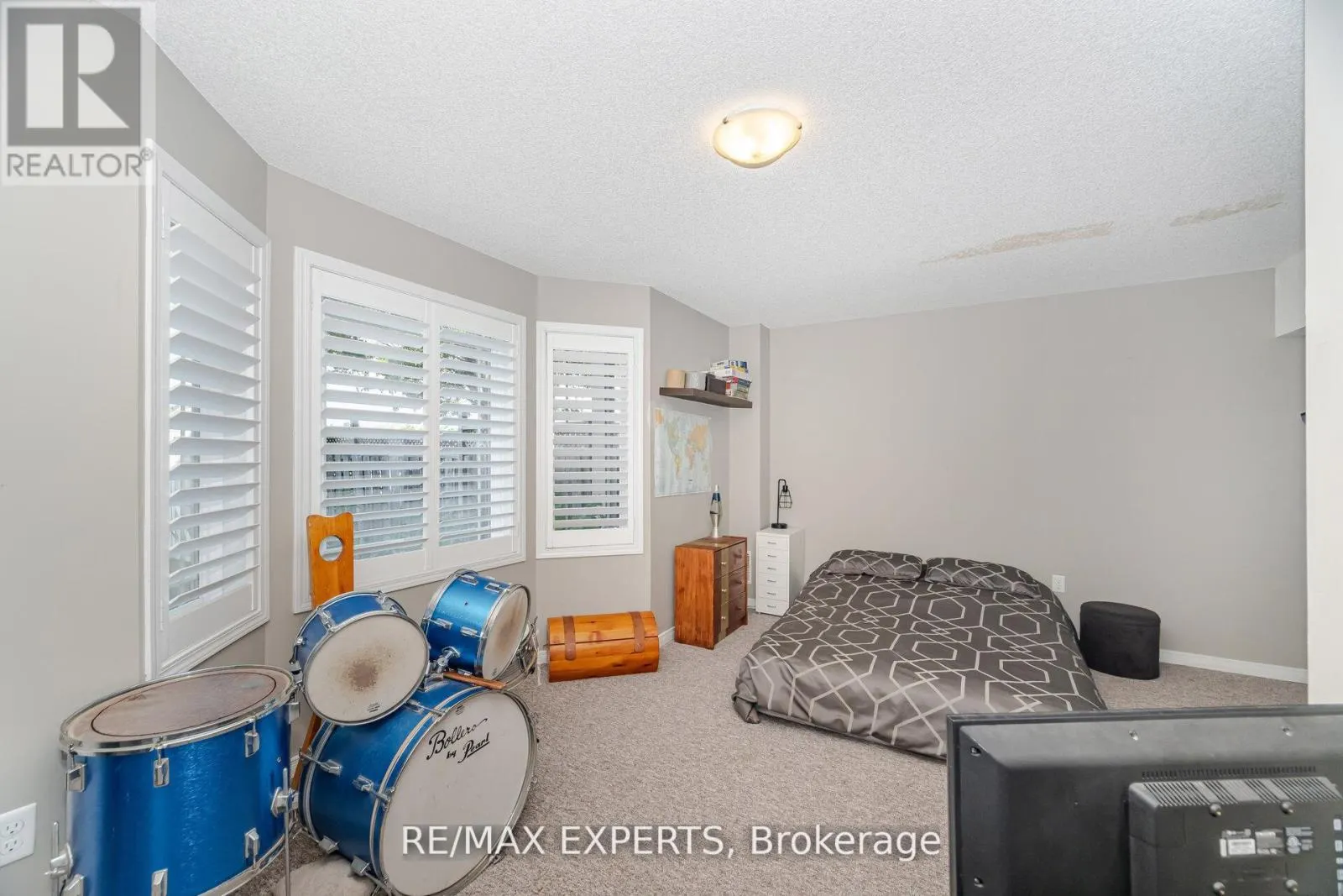 1311 COLEMAN CRESCENT