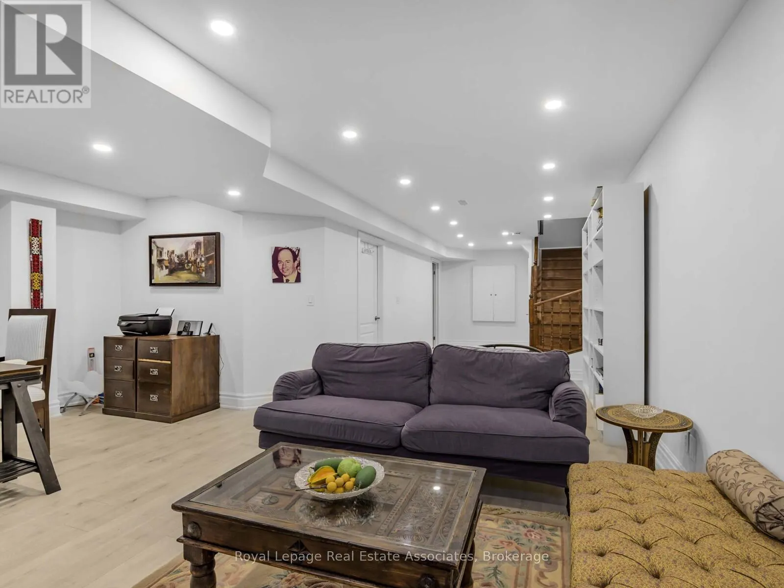 26 VENTURE AVENUE