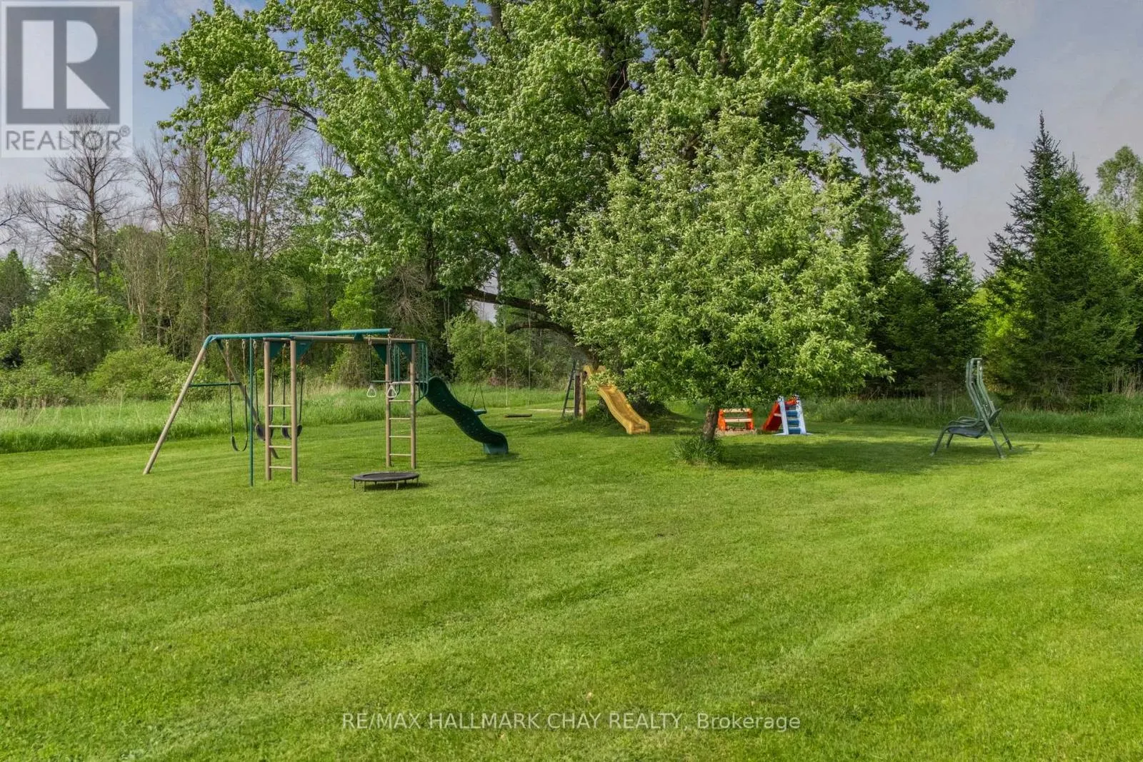 9205 MCKINNON ROAD