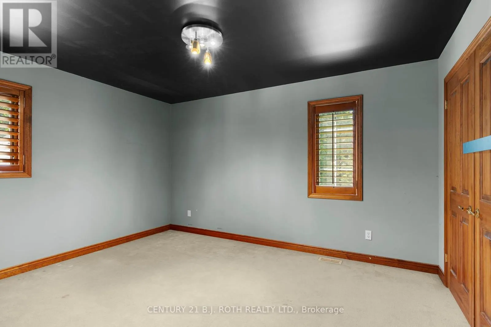 256 DENNEY DRIVE