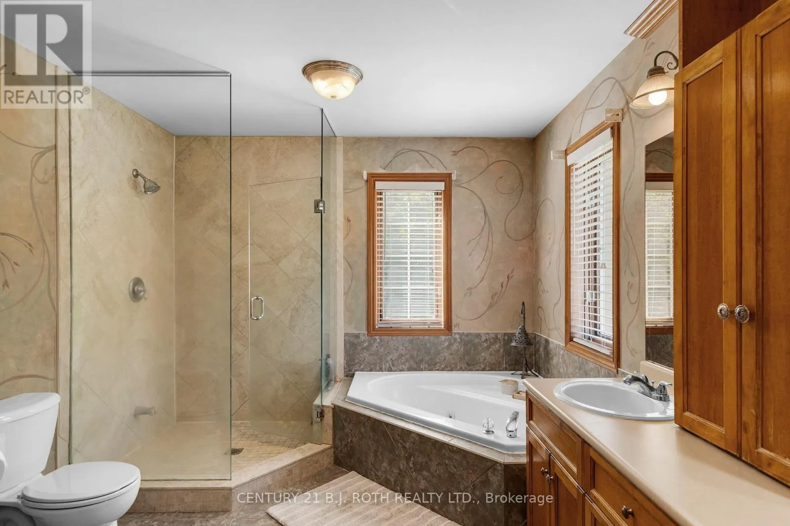 256 DENNEY DRIVE