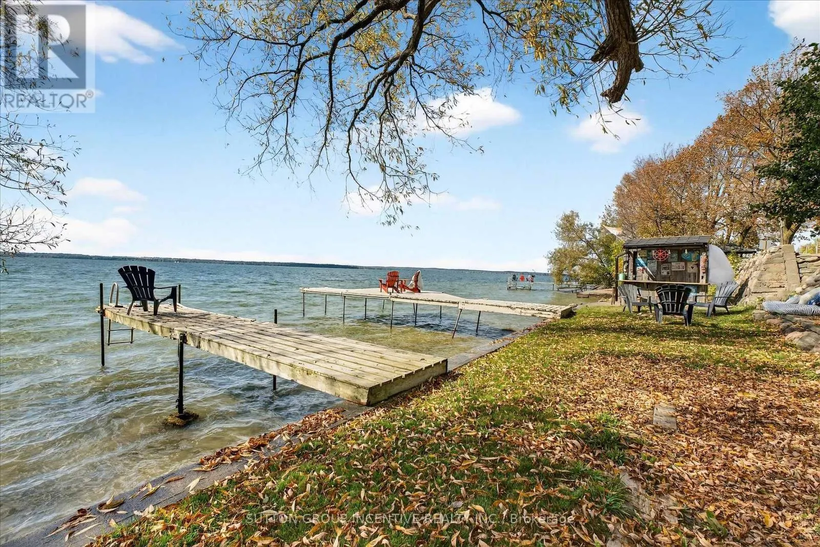 183 LAKE DRIVE N