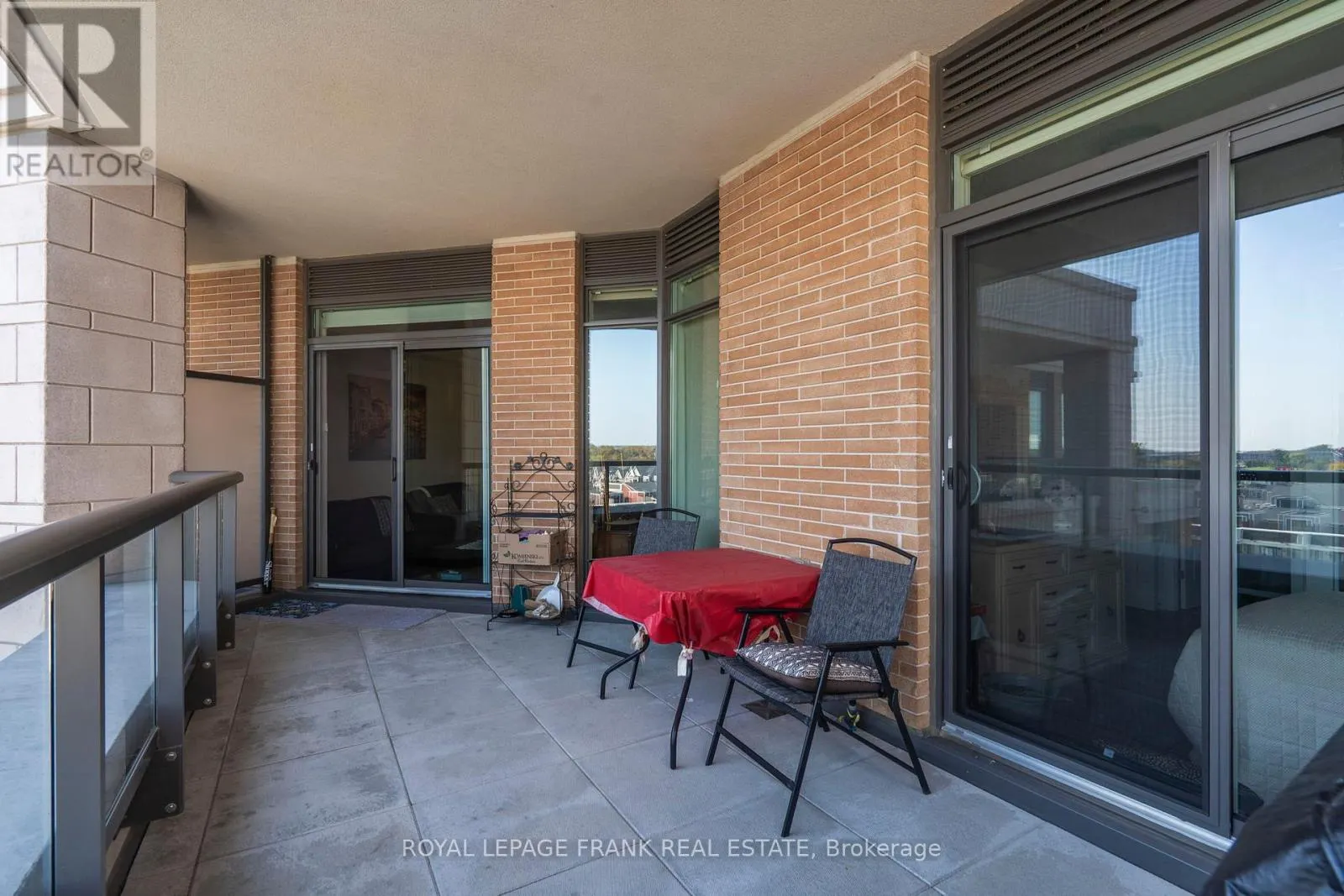 712 - 25 BAKER HILL BOULEVARD, #712