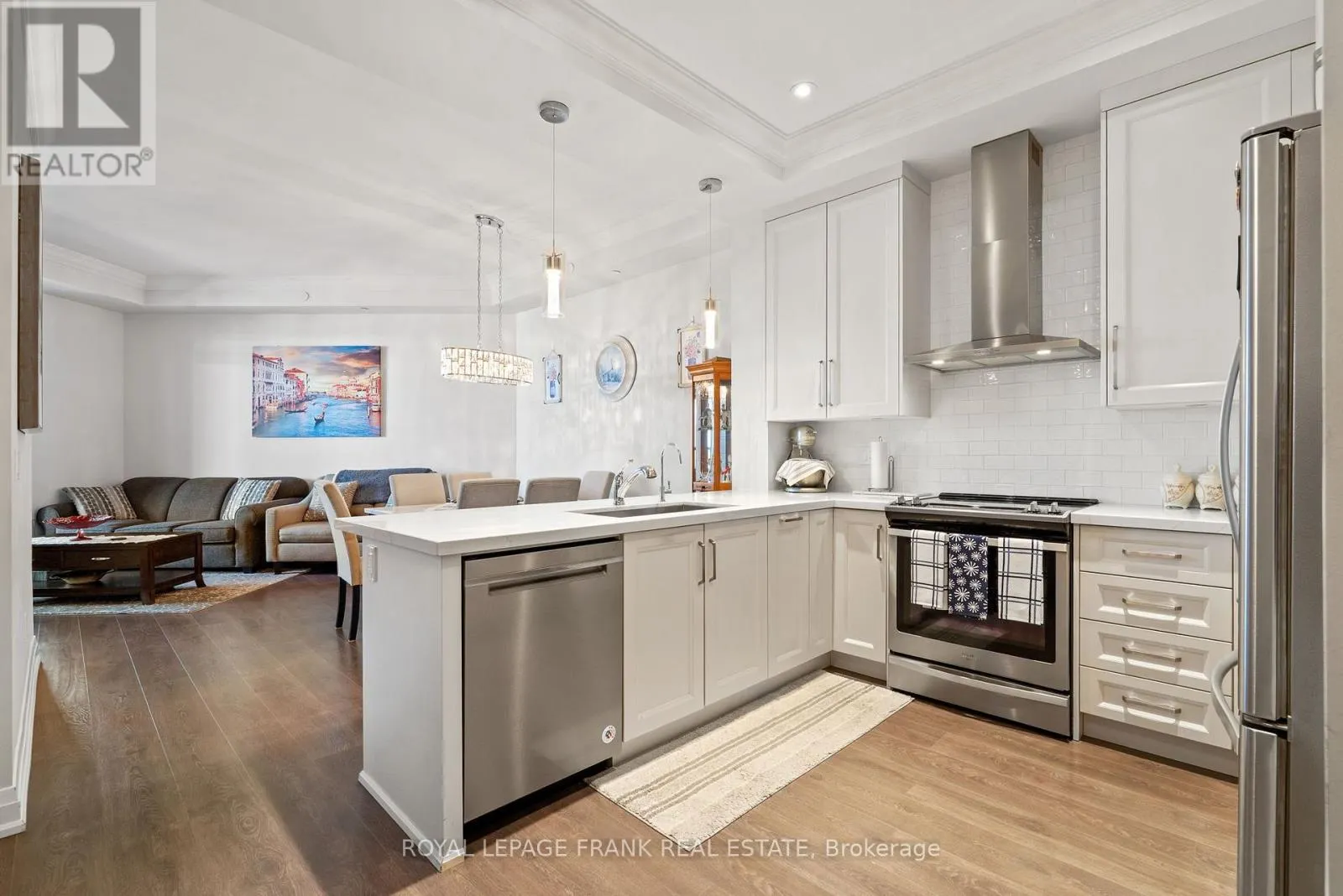 712 - 25 BAKER HILL BOULEVARD, #712
