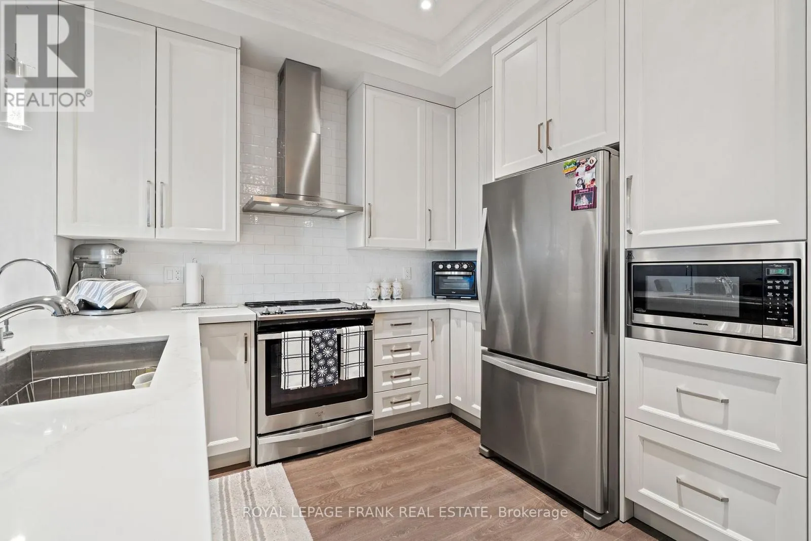 712 - 25 BAKER HILL BOULEVARD, #712