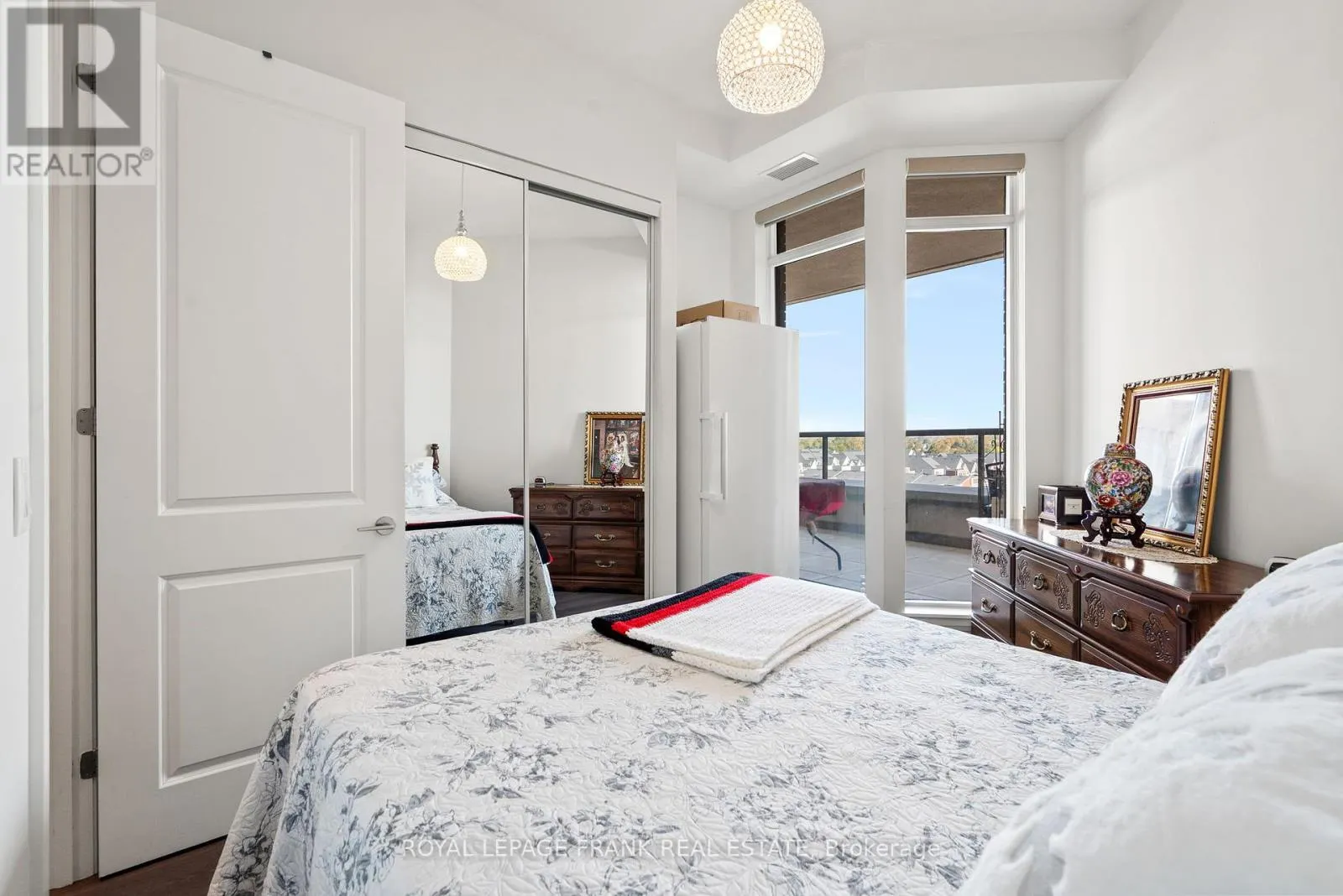 712 - 25 BAKER HILL BOULEVARD, #712