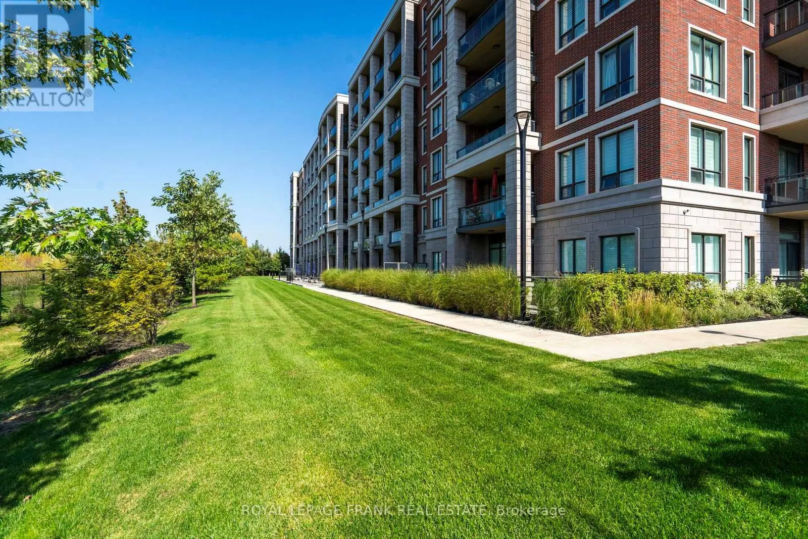 712 - 25 BAKER HILL BOULEVARD, #712