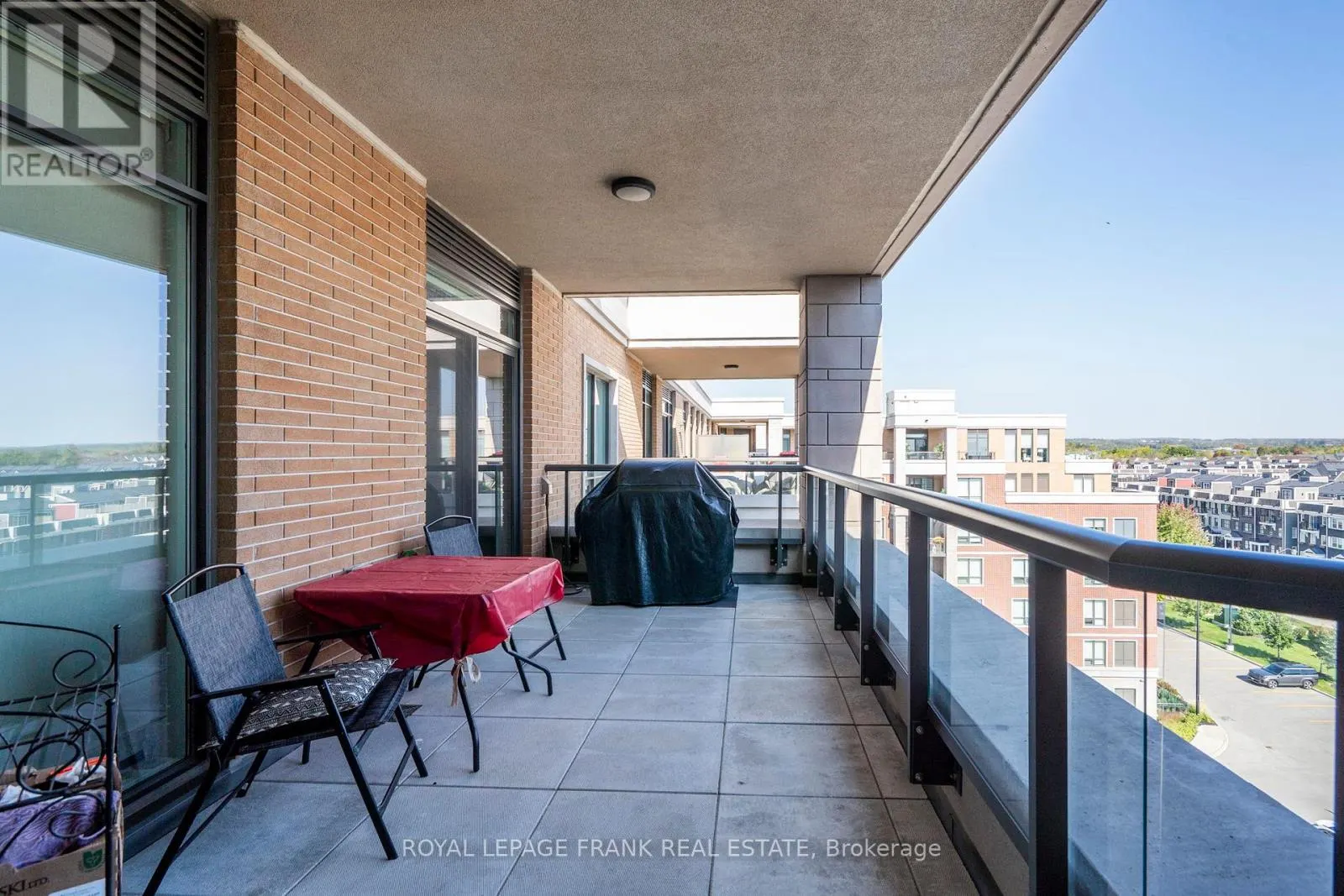 712 - 25 BAKER HILL BOULEVARD, #712