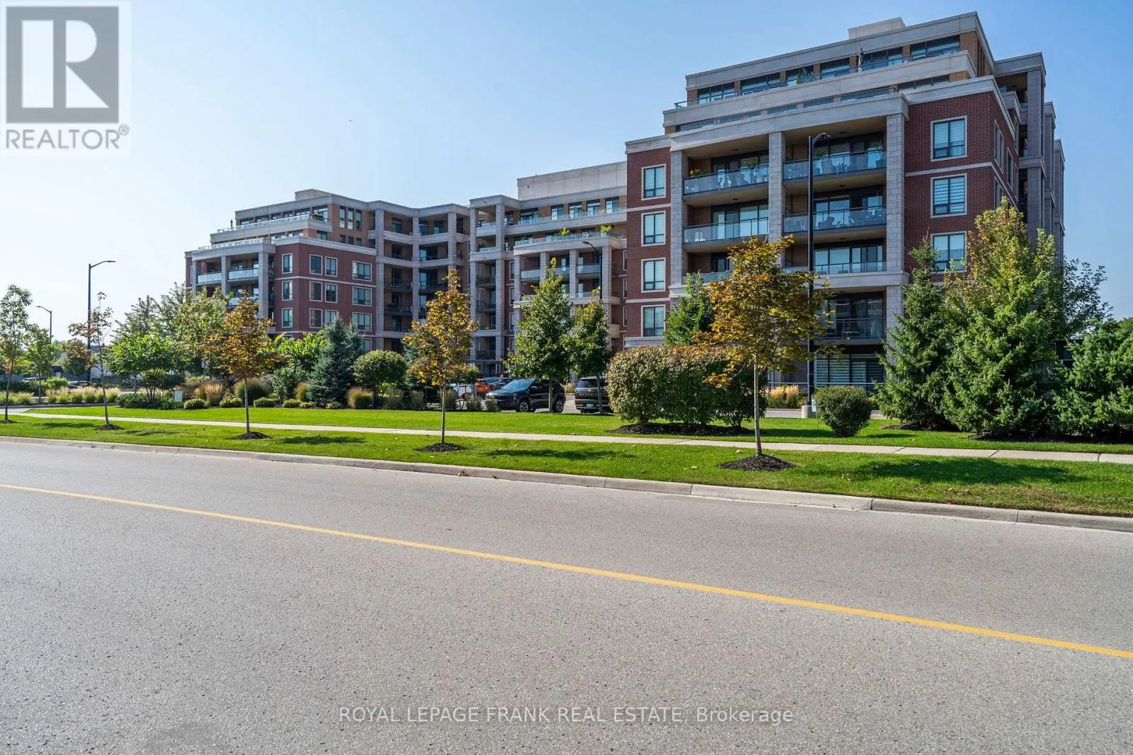 712 - 25 BAKER HILL BOULEVARD, #712