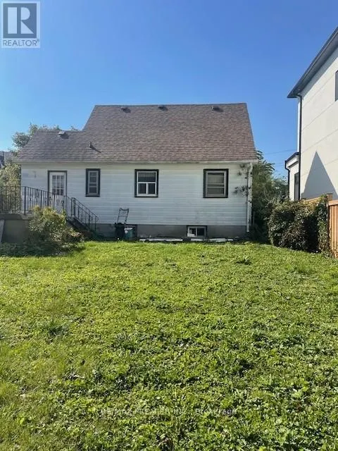 3 PARKER AVENUE
