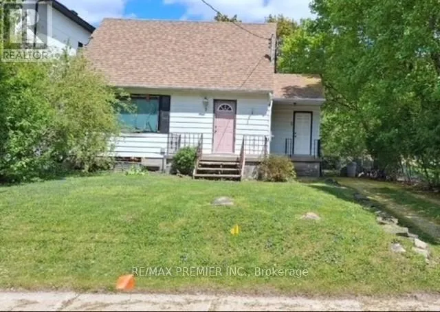 3 PARKER AVENUE
