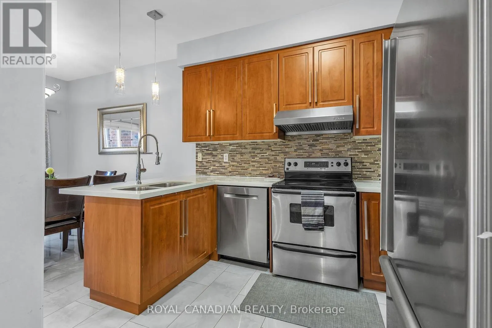 6 MEDITERRA DRIVE