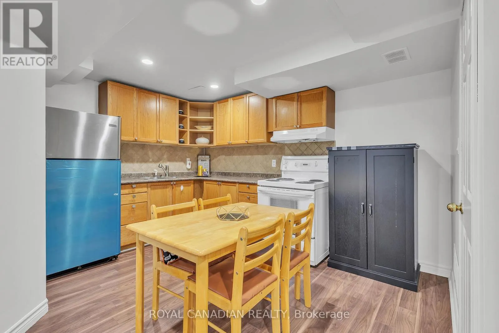 6 MEDITERRA DRIVE