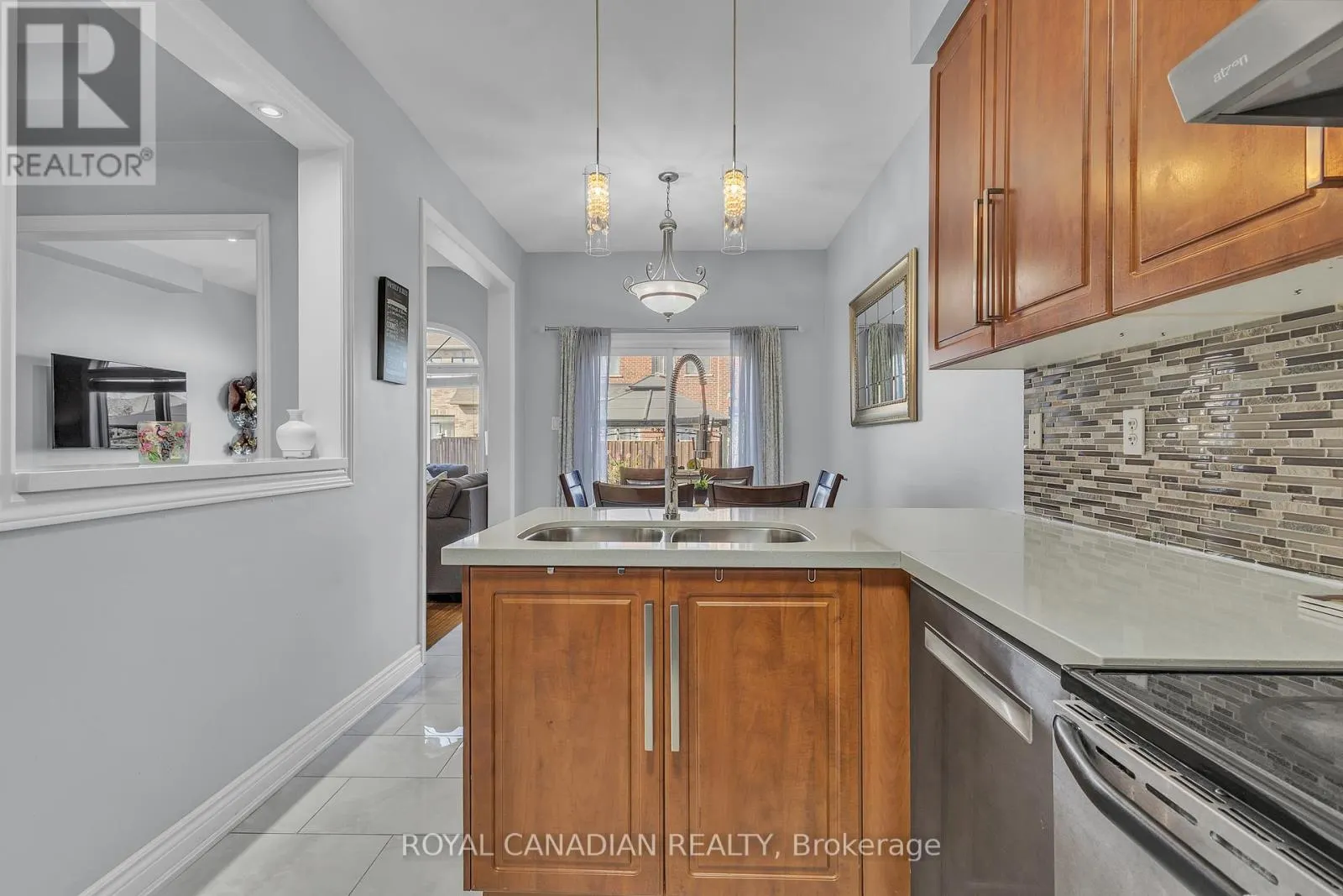 6 MEDITERRA DRIVE