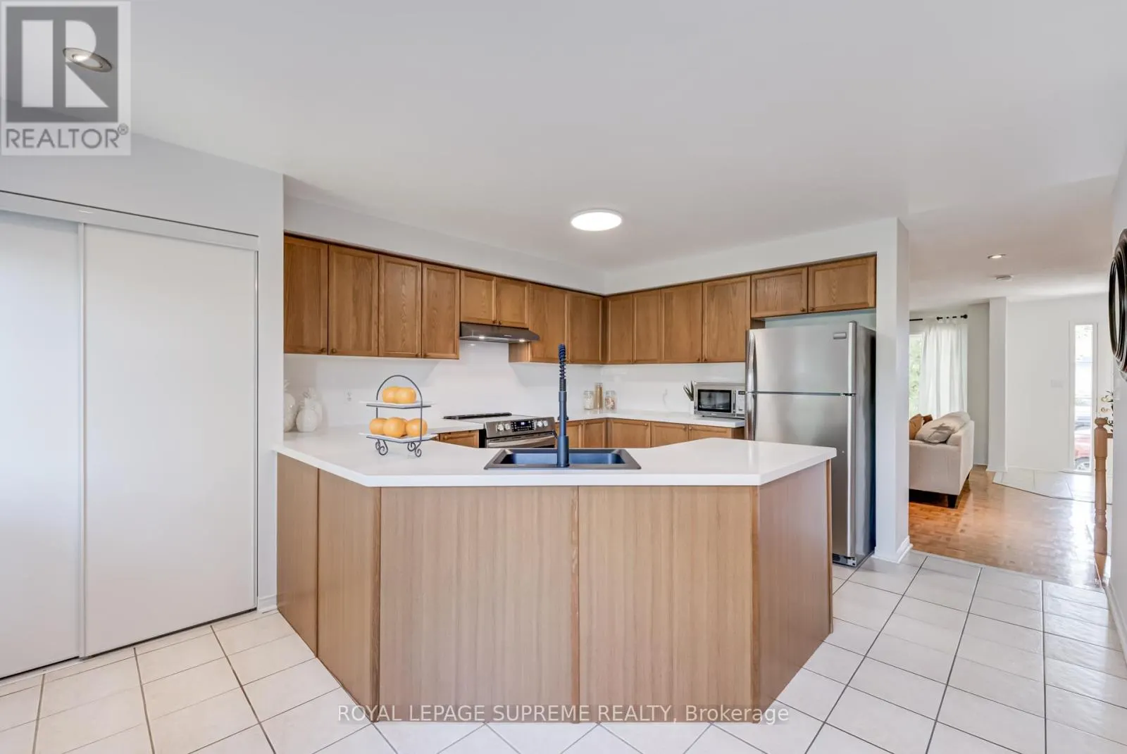 594 NAPA VALLEY AVENUE