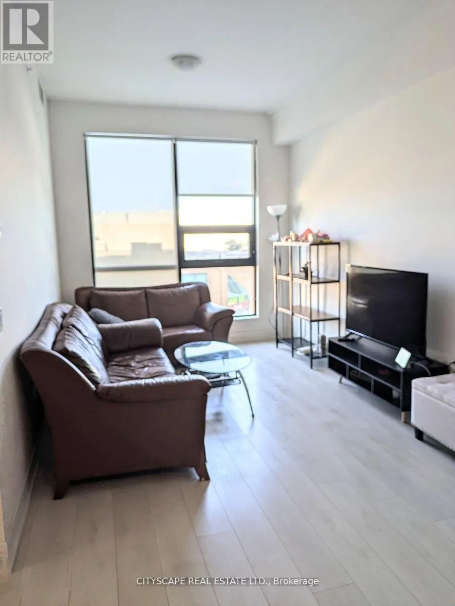 216 - 2916 HIGHWAY 7 E