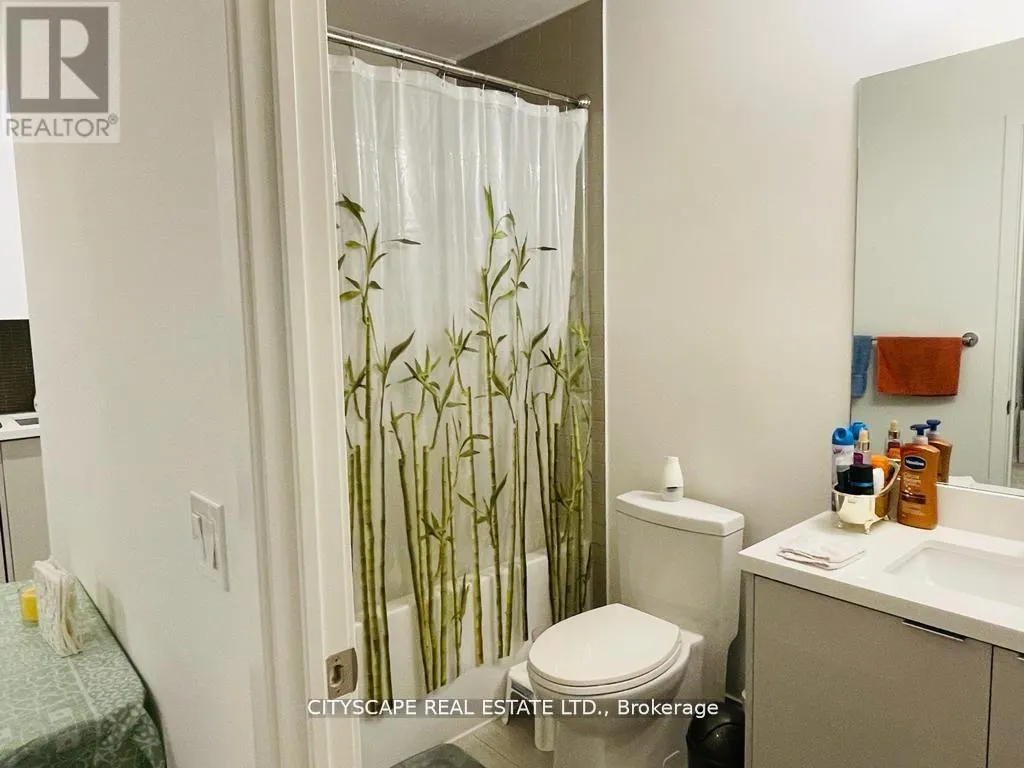 216 - 2916 HIGHWAY 7 E