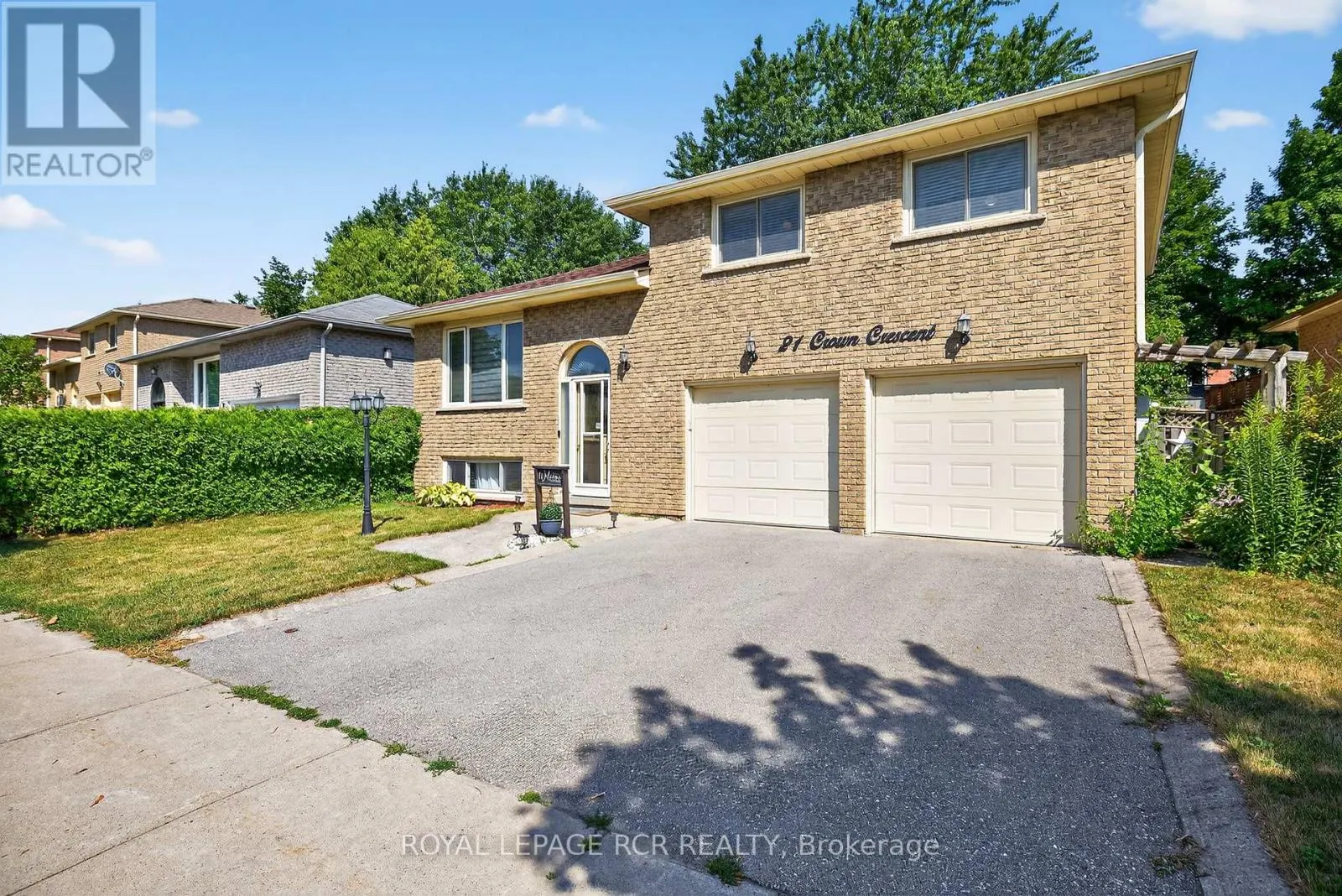 21 CROWN CRESCENT