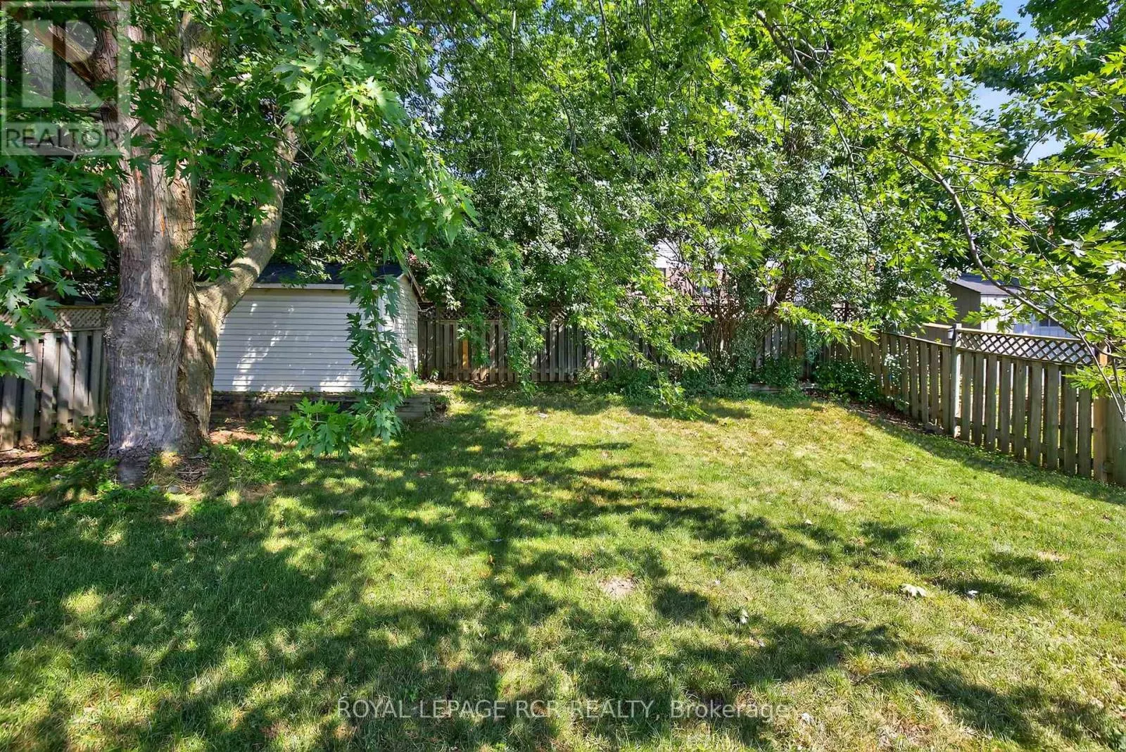 21 CROWN CRESCENT