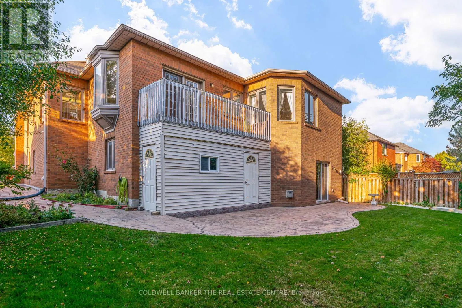206 SHAFTSBURY AVENUE