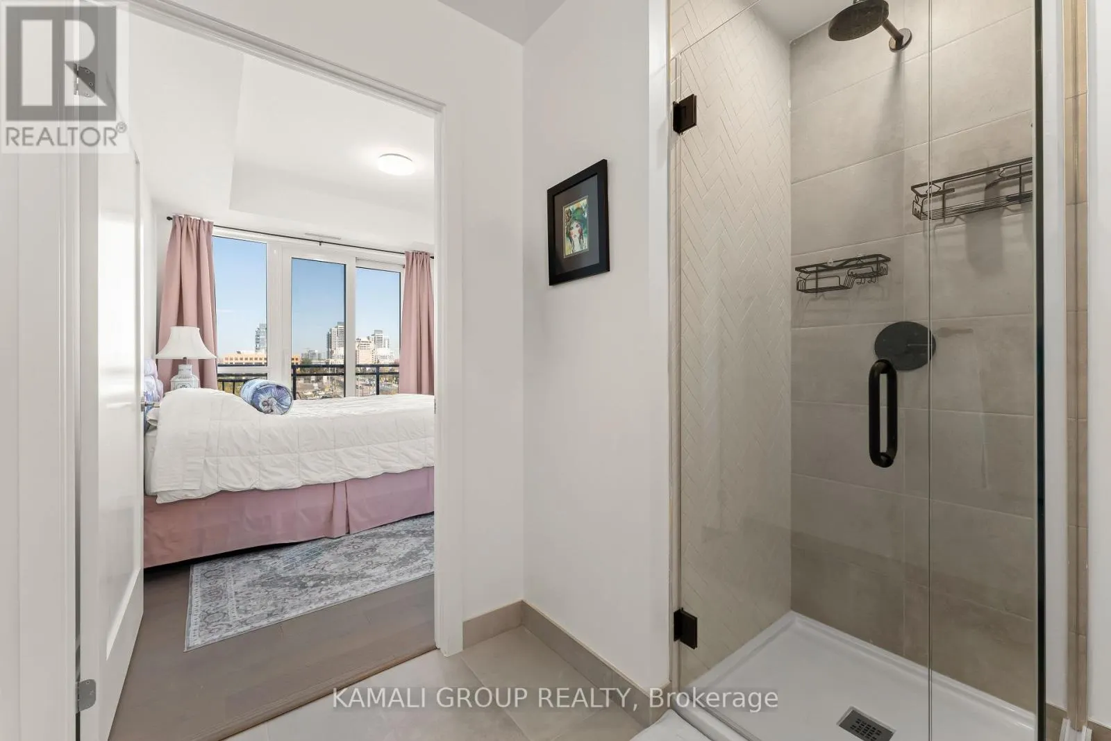 523 - 8888 YONGE STREET