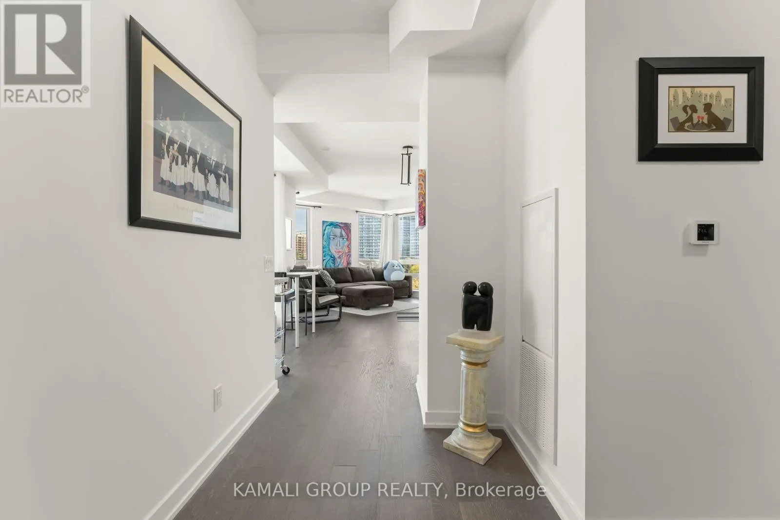 523 - 8888 YONGE STREET