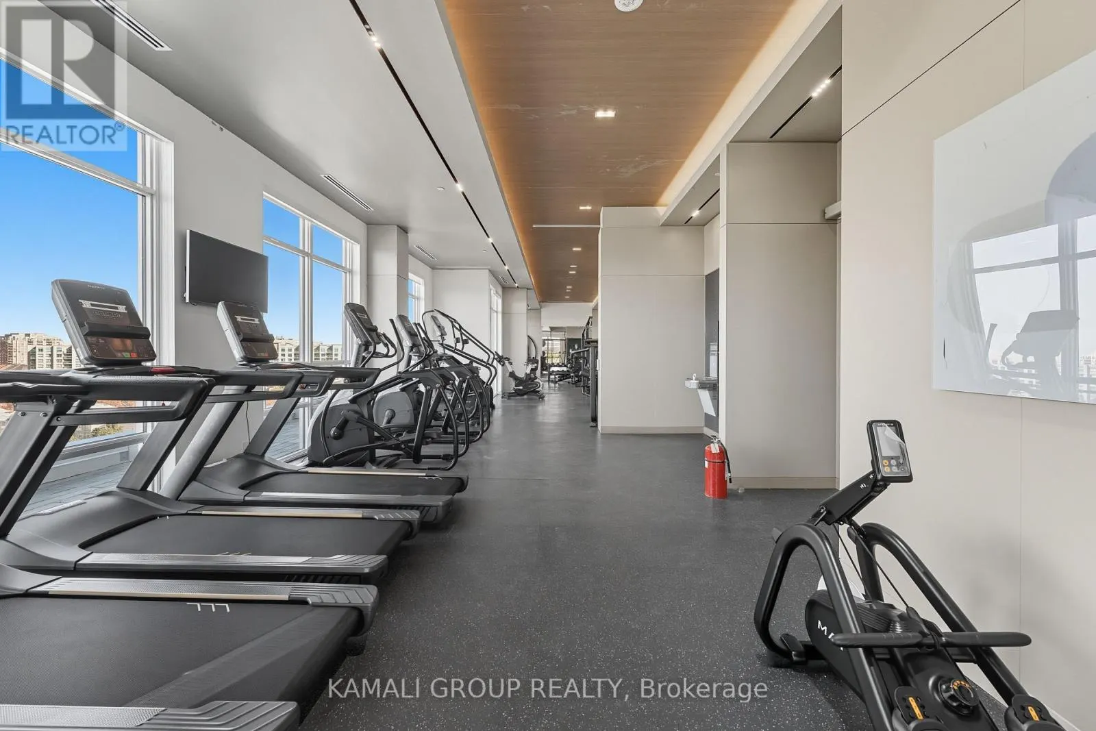 523 - 8888 YONGE STREET