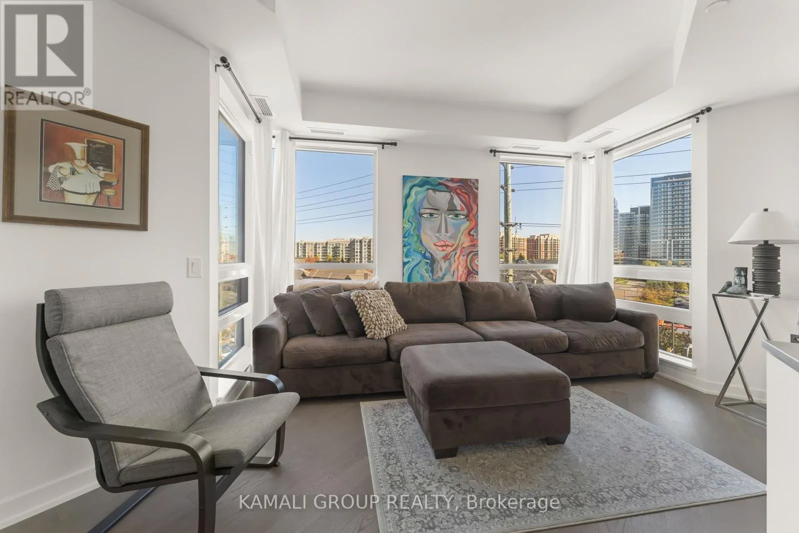 523 - 8888 YONGE STREET