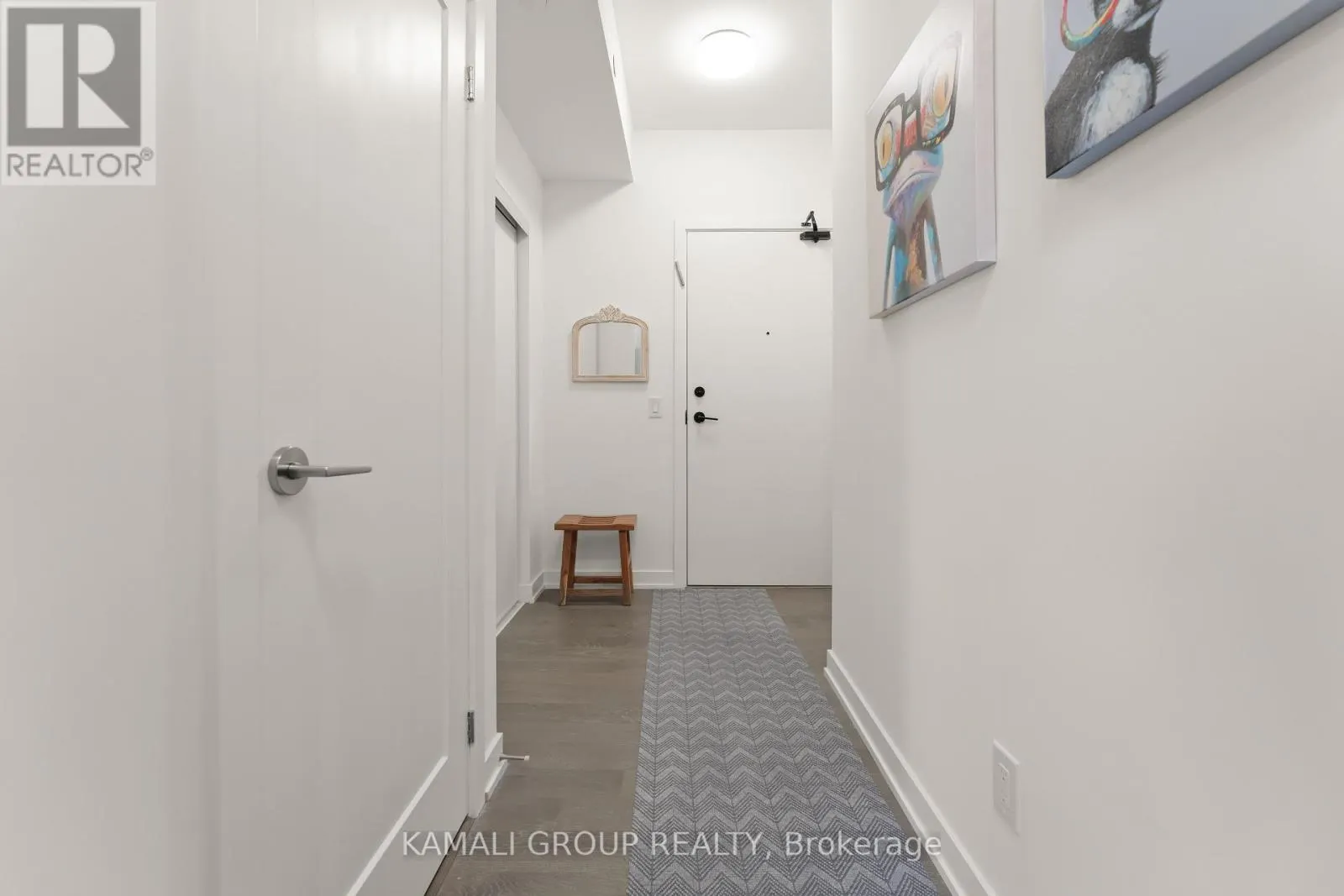 523 - 8888 YONGE STREET
