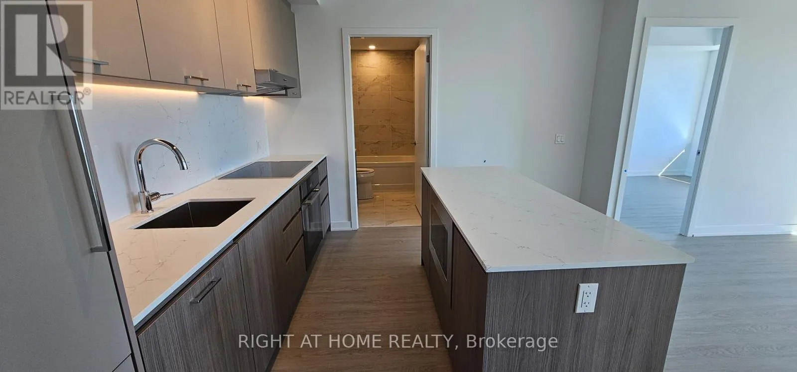 818 - 8188 YONGE STREET