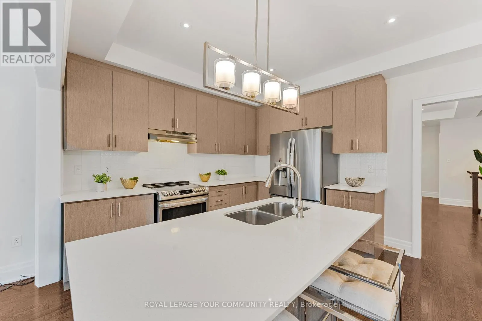 93 VELIA COURT