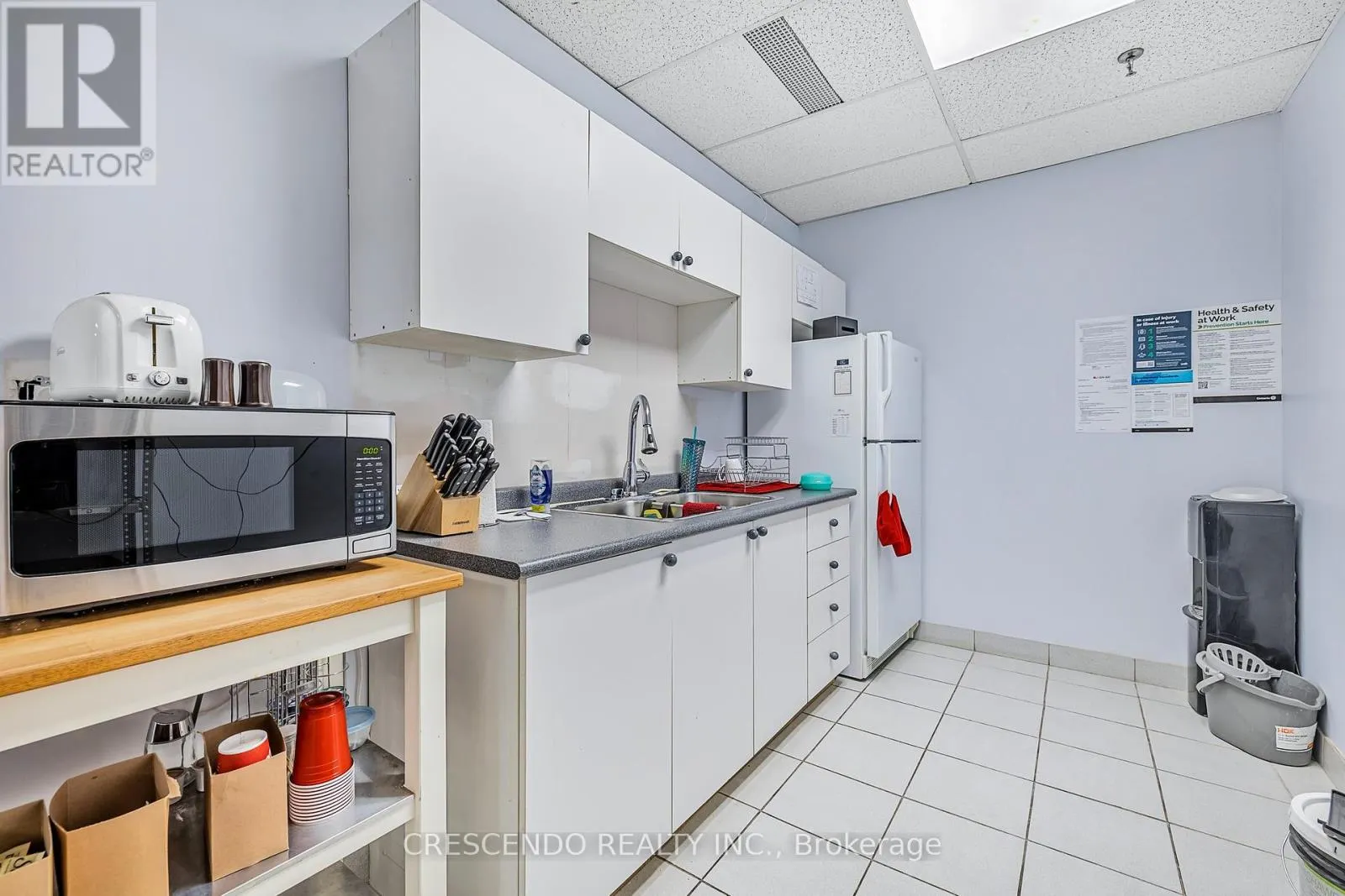 240 - 7050 WESTON ROAD
