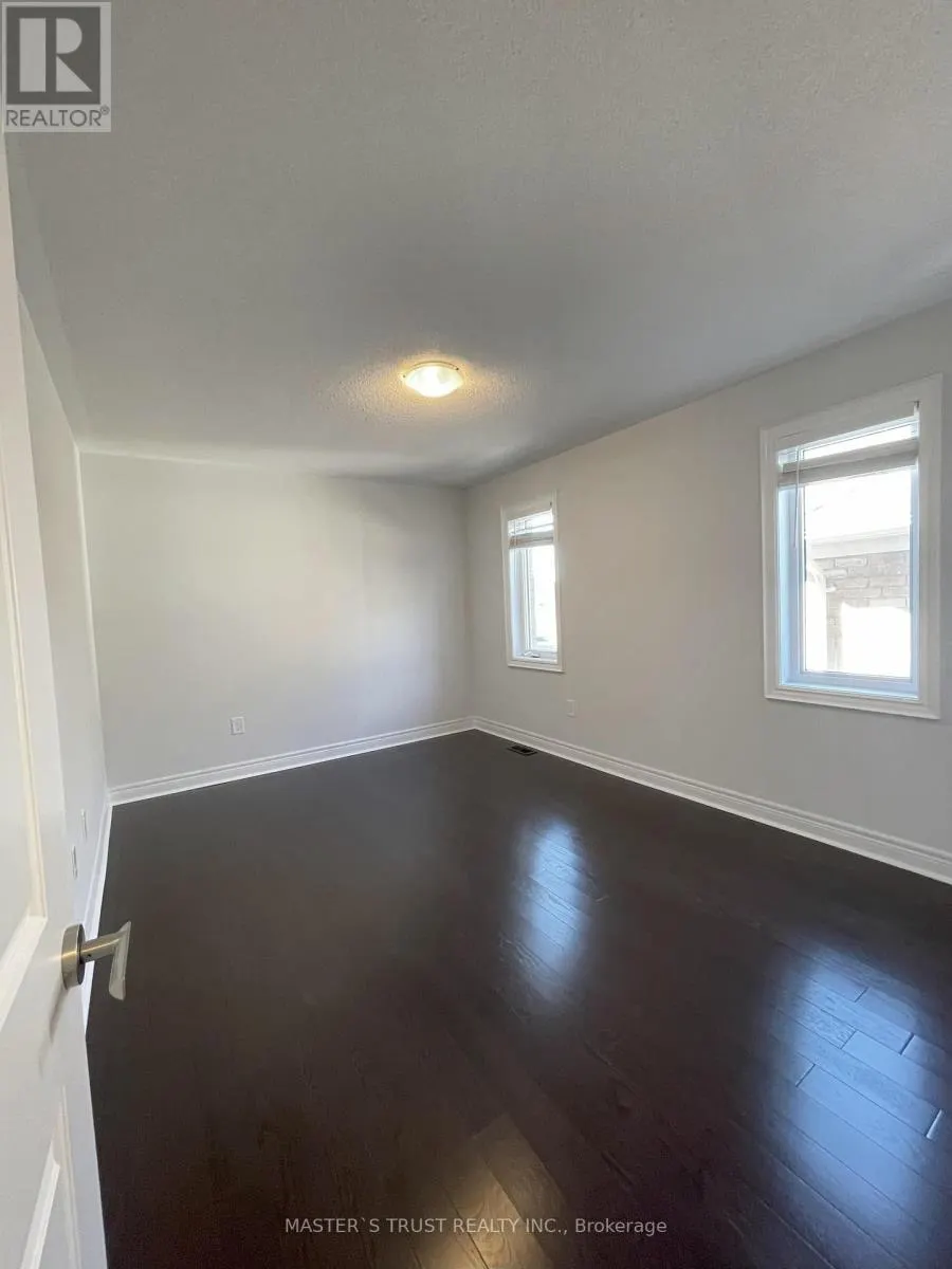 18 CLIFFORD FAIRBARN DRIVE
