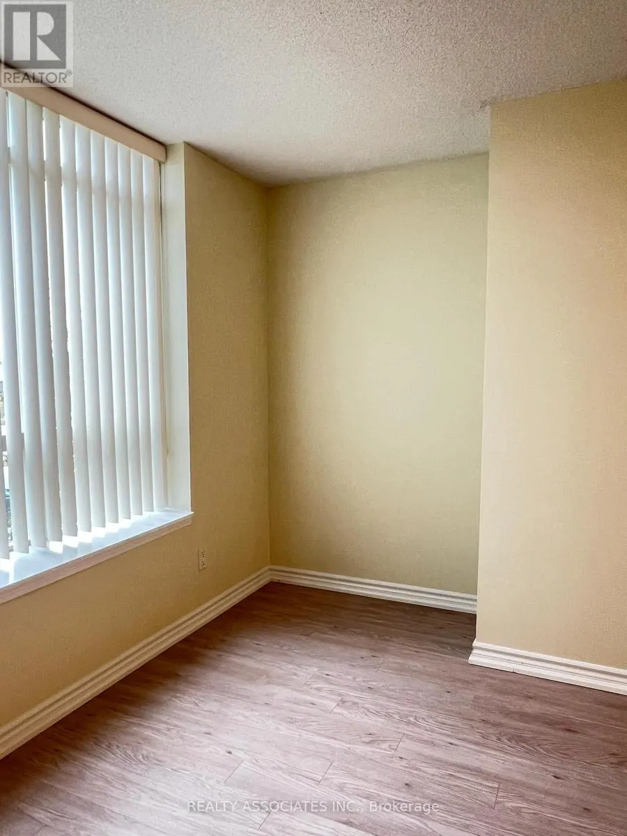 303 - 130 POND DRIVE
