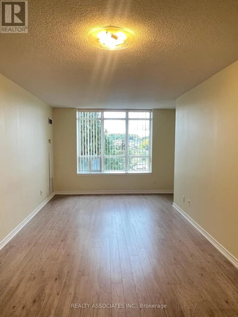 303 - 130 POND DRIVE